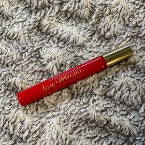 Carolina Herrera “Very Good Girl” Travel Roll-on Perfume